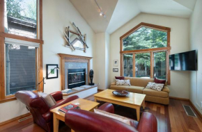 Sawmill Creek Village Townhome - Great Ski-In Location Breckenridge